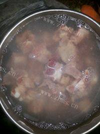 家常菜豆豉蒜蓉蒸排骨做法图解2)
