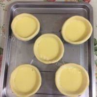 自制葡萄干蛋挞做法图解6)