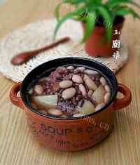 香浓的白扁豆雪梨猪骨汤做法图解12)