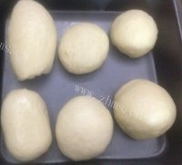 超软的汤种法柔软餐包做法图解17)