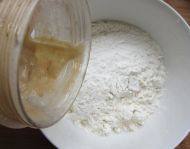 香味四溢的香蕉饼做法图解3)