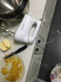 回味无穷的戚风蛋糕做法图解4)