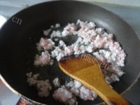 简单快捷的毛豆木耳蝴蝶面做法图解2)