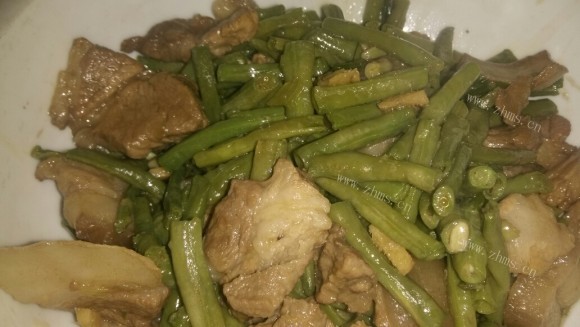 热腾腾的炖豆角
