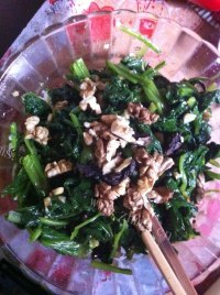 家常果仁菠菜做法图解6)