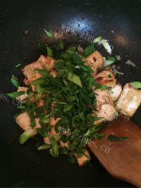 家常菜香葱豆腐做法图解8)