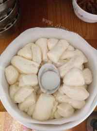 诱人的日式炼乳面包做法图解6)