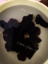 自制骨汤麻辣烫做法图解3)