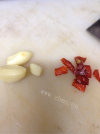 美味的辣炒大白菜做法图解2)