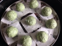 美味的艾草团子做法图解11)