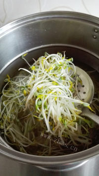 家常菜炝拌绿豆芽做法图解4)