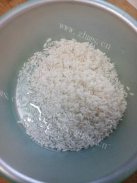 自制冰糖糯米藕做法图解1)