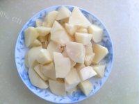最爱的五花肉炖土豆做法图解4)