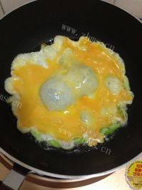 自制咖喱米粉做法图解4)