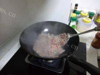 泡椒牛肉丝自制做法图解5)