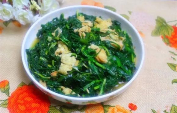鲜美可口的韭菜炒鸡蛋