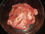 糖醋里脊肉做法图解2)