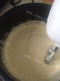 美味营养的海绵蛋糕做法图解3)