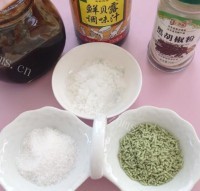 家常菜素烧豆腐做法图解1)