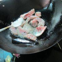 家常菜干烧鱼做法图解4)