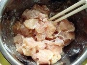 家常菜豆豉香辣鸡丁做法图解1)