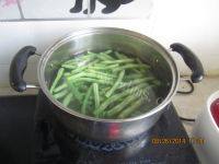 自制芸豆炒肉做法图解3)
