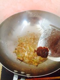 美味的香菇炸酱面做法图解6)