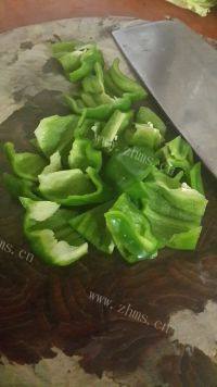 家常菜蒜薹炒鸡蛋做法图解3)