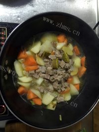 美味咖哩土豆炖牛腩做法图解8)