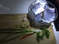 喷香的红烧带鱼做法图解1)