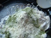 自制抹茶花生牛轧糖做法图解5)