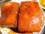 家常菜笋干扣肉做法图解5)