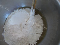 美味的玫瑰枣泥做法图解11)
