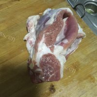 美味的萝卜羊肉汤做法图解1)