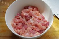 家常菜水煮肉片做法图解1)