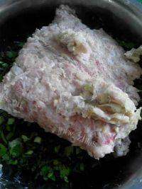 自己做的韭菜猪肉水饺做法图解2)