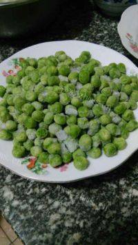 家常菜青豆虾仁做法图解1)