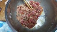面食铁板牛肉炒面做法图解1)