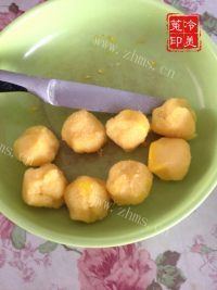 美味的巧克力月饼做法图解2)