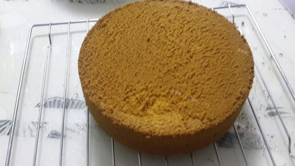珍馐美味的8寸戚风蛋糕