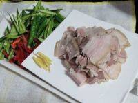 家常菜辣椒小炒肉做法图解2)