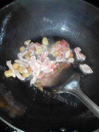 家常芹菜肉丝做法图解5)