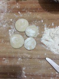 自制糯米烧麦做法图解9)