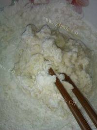 好吃不腻的披萨饼皮做法图解5)