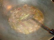家常菜苦瓜烧五花肉