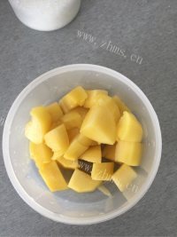 回味无穷的芒果汁做法图解2)