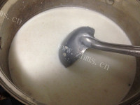 DIY蔓越莓干松子牛奶燕麦做法图解4)
