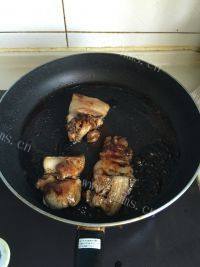 美味的五香卤牛肉做法图解3)