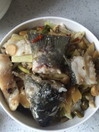 酸爽泡椒鱼做法图解11)