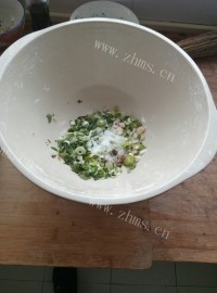 简单的炸松肉做法图解1)